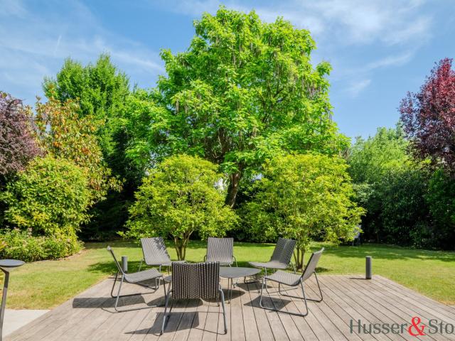 Maison 10 pièces 281 m²