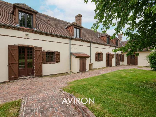 Maison 10 pièces 282 m²