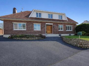 Maison 10 pièces 282 m²