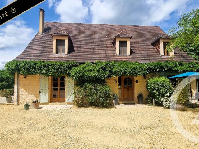 Maison 10 pièces 287 m²