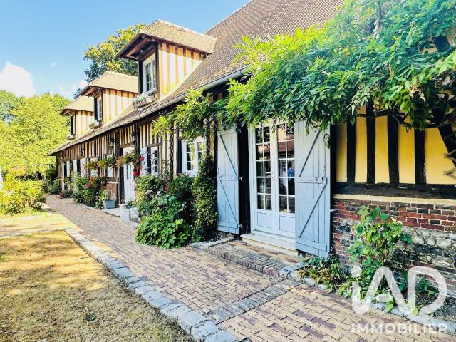 Maison 10 pièces 284 m²