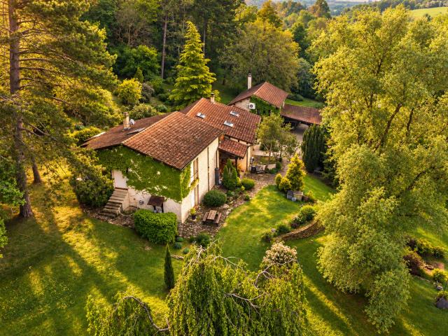 Maison 10 pièces 285 m²