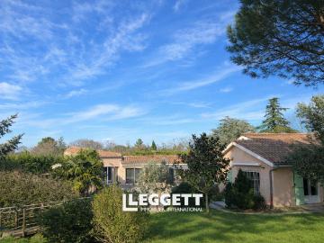 Maison 10 pièces 288 m²