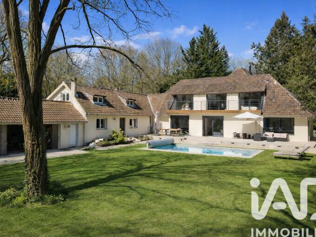 Maison 10 pièces 289 m²