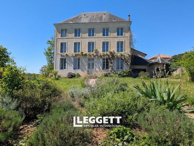 Maison 10 pièces 293 m²