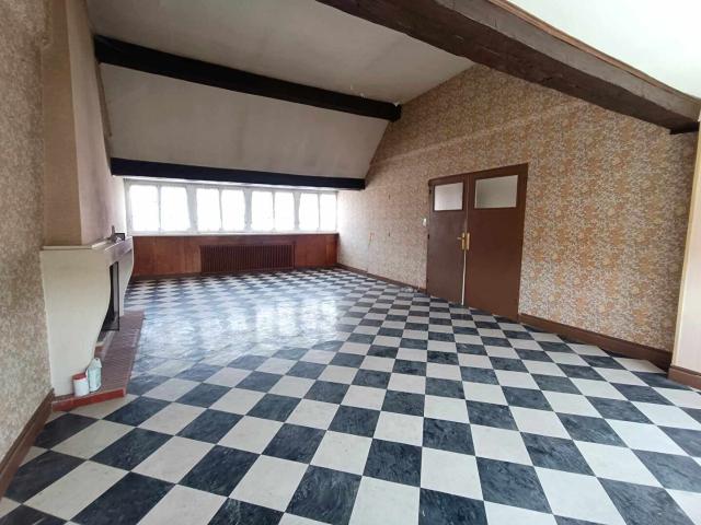 Maison 10 pièces 293 m²