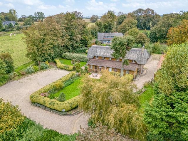 Maison 10 pièces 293 m²