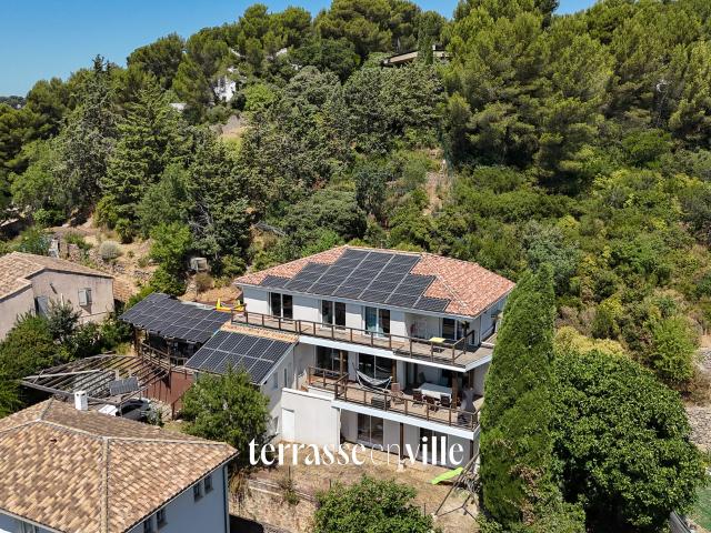 Maison 10 pièces 290 m²