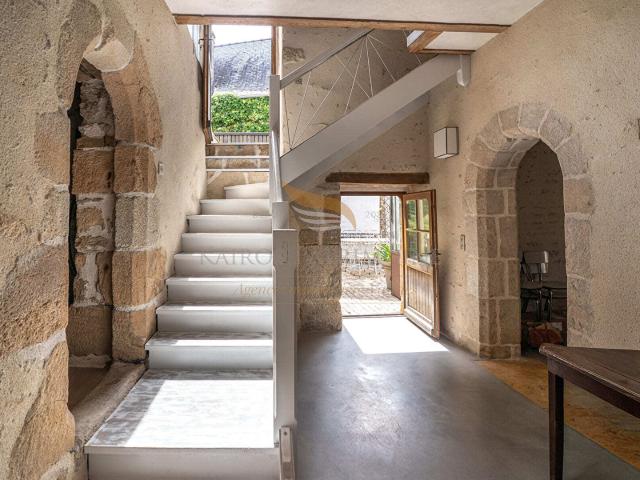 Maison 10 pièces 290 m²