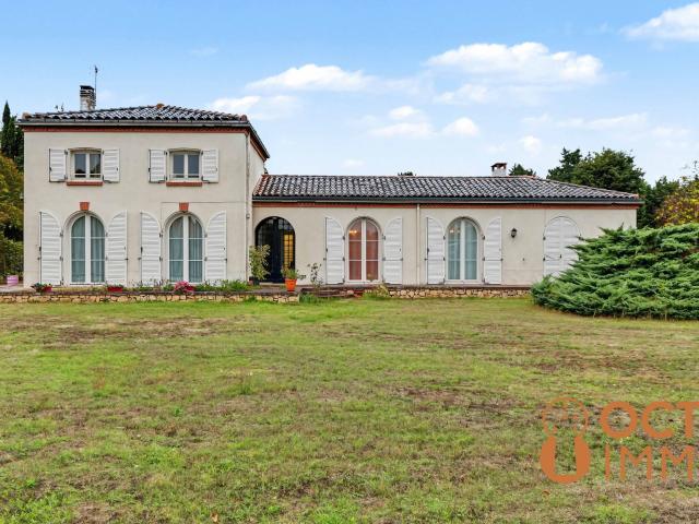 Maison 10 pièces 291 m²