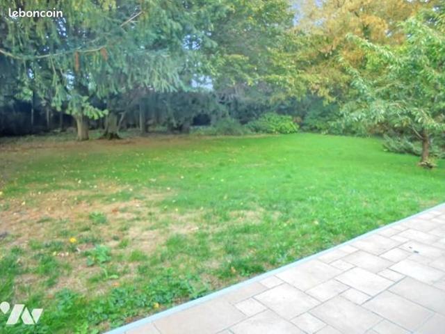 Maison 10 pièces 291 m²