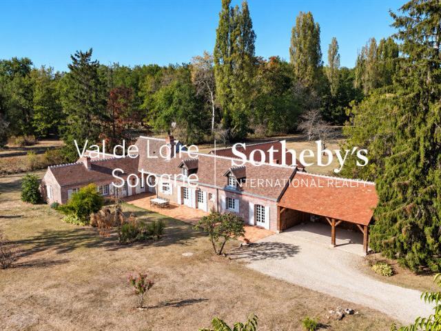 Maison 10 pièces 292 m²