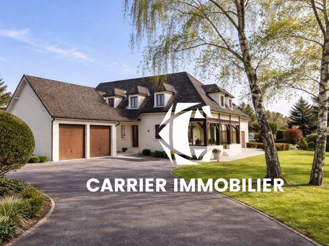 Maison 10 pièces 296 m²