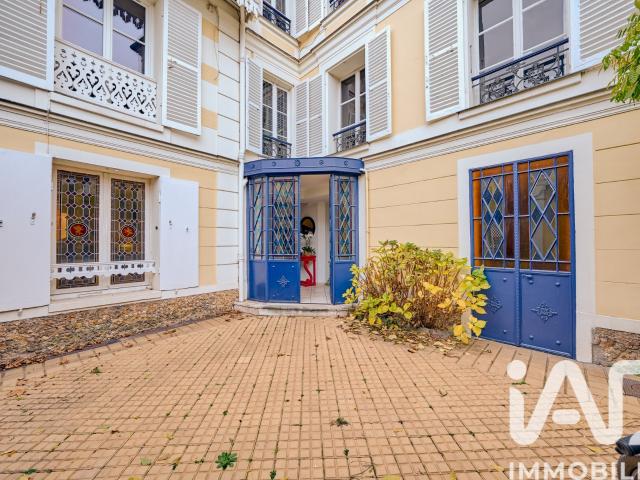 Maison 10 pièces 299 m²