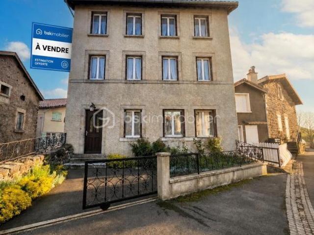 Maison 10 pièces 203 m²