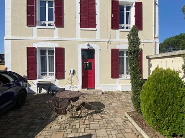 Maison 10 pièces 203 m²