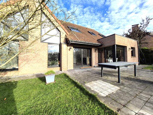 Maison 10 pièces 200 m²