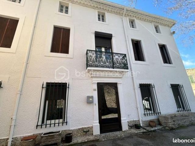 Maison 10 pièces 200 m²