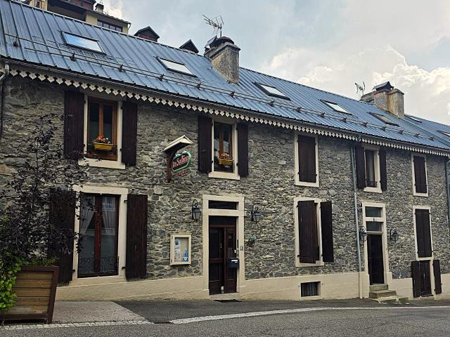 Maison 10 pièces 200 m²
