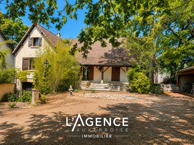 Maison 10 pièces 200 m²