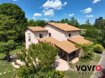 Maison 10 pièces 200 m²