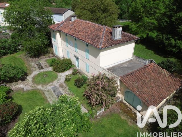 Maison 10 pièces 200 m²