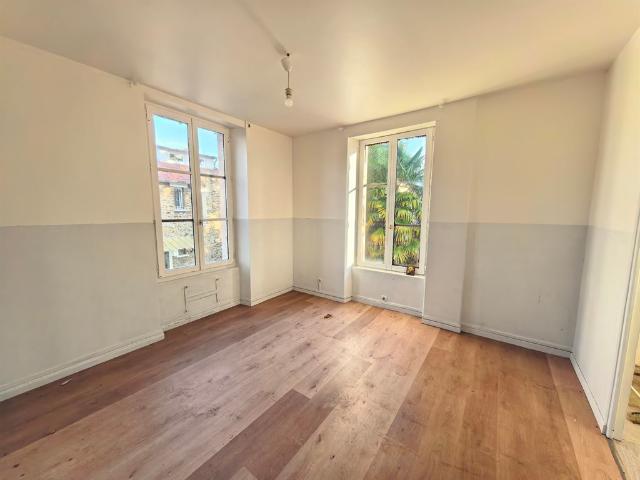 Maison 10 pièces 200 m²
