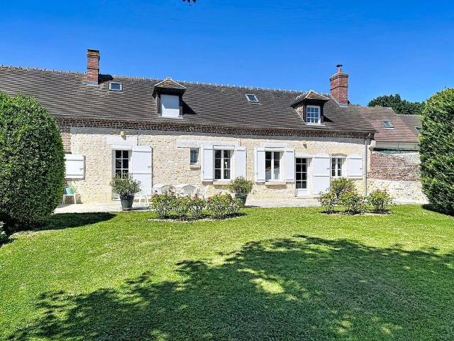 Maison 10 pièces 200 m²