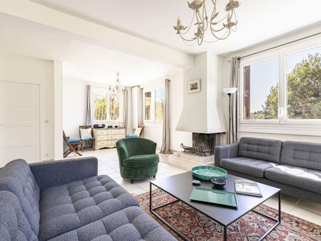 Maison 10 pièces 202 m²