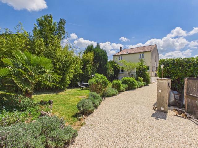 Maison 10 pièces 204 m²