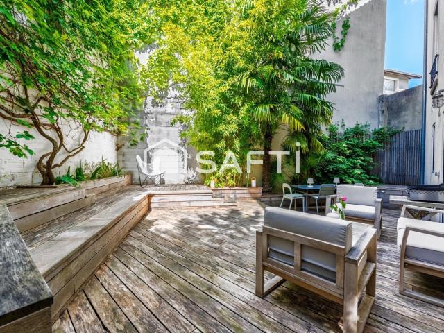Maison 10 pièces 205 m²