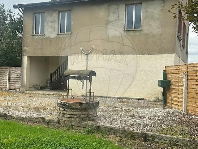 Maison 10 pièces 205 m²