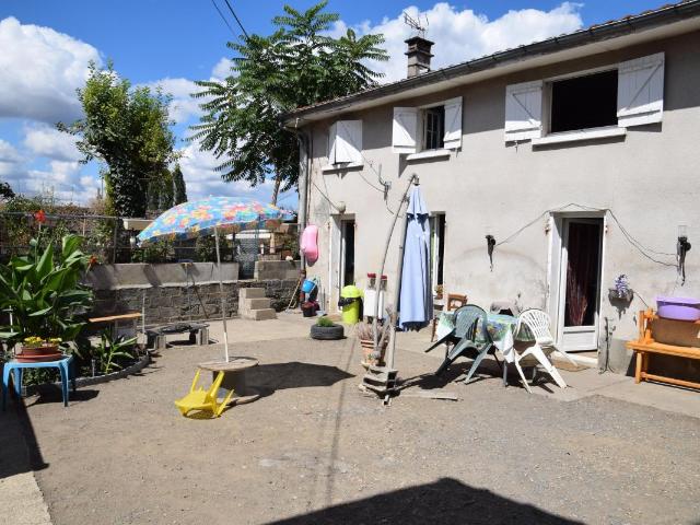 Maison 10 pièces 205 m²