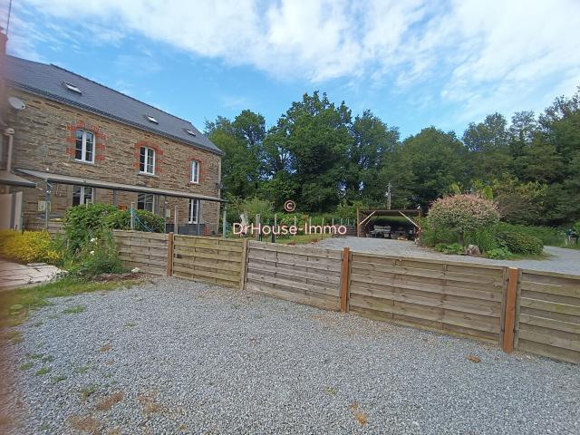 Maison 10 pièces 205 m²