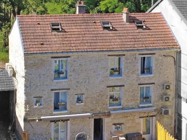 Maison 10 pièces 206 m²