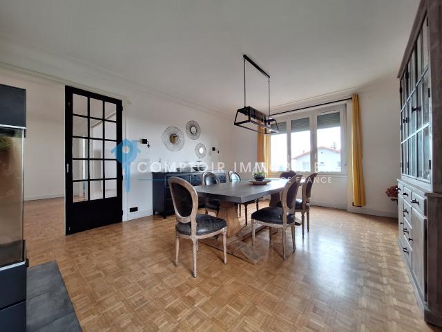 Maison 10 pièces 206 m²