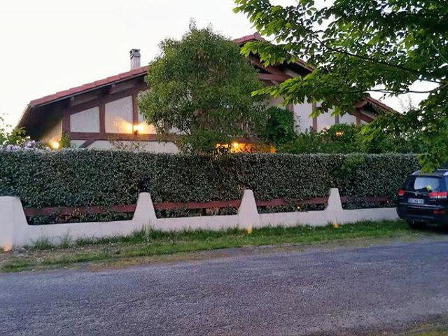Maison 10 pièces 208 m²