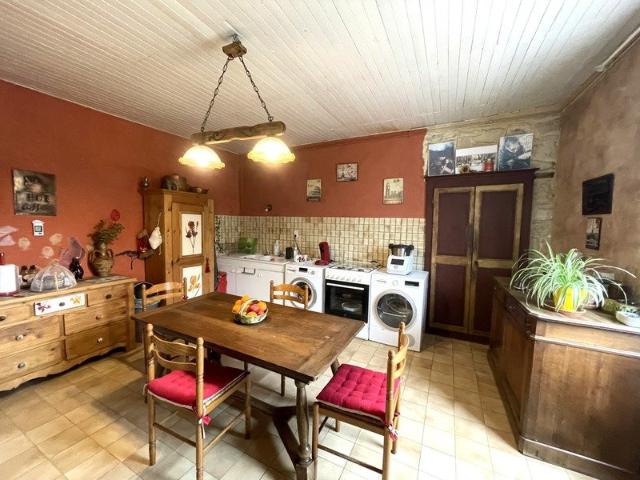 Maison 10 pièces 209 m²