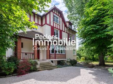 Maison 10 pièces 213 m²