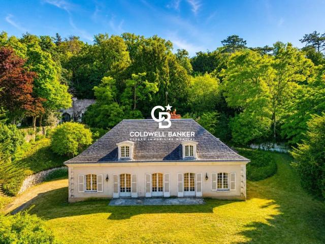 Maison 10 pièces 210 m²