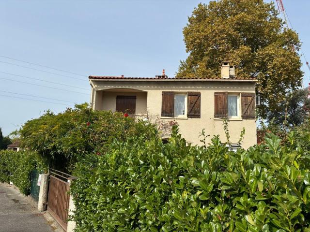 Maison 10 pièces 210 m²
