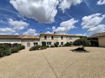 Maison 10 pièces 210 m²