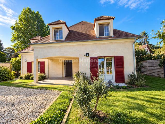 Maison 10 pièces 210 m²