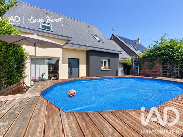 Maison 10 pièces 211 m²