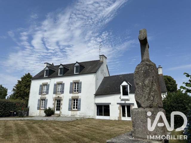 Maison 10 pièces 211 m²