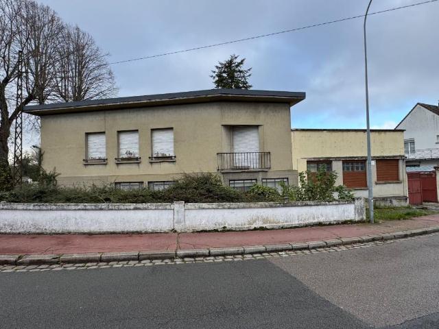 Maison 10 pièces 212 m²
