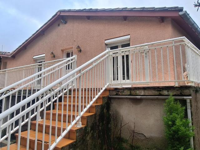 Maison 10 pièces 212 m²