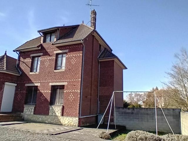 Maison 10 pièces 217 m²
