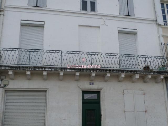 Maison 10 pièces 217 m²