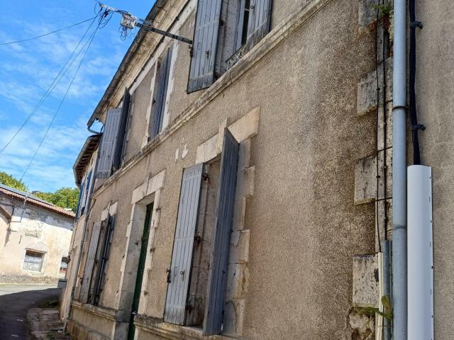 Maison 10 pièces 217 m²